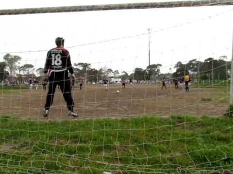 Deprimera.com.uy Yari Silvera empata el partido de penal