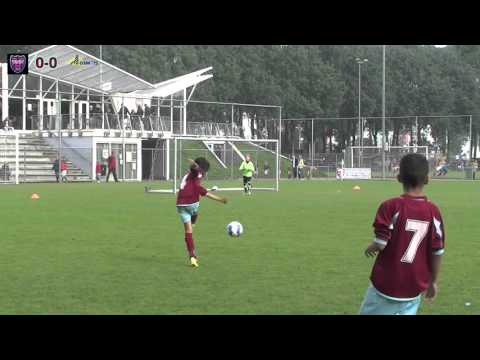 Zwaluwen Utrecht '11 E1 - OSM '75 E1 (3-2) 3 oktober 2015