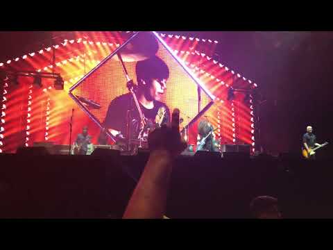FOO FIGHTERS - Brazilian KID playing DRUMS with the band