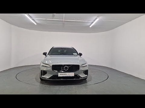 Volvo V60 PHEV Plus Dark - Image 2