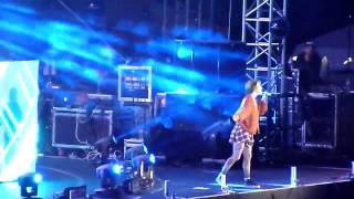 Stay the Night - Zedd ft. Hayley Williams live @ Wango Tango [05.10.2014]