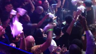 Daddy yankee haciendo en Coro Dinero Fácil en euphoria