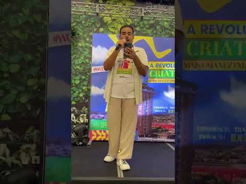 cantor e compositor Rege Fx de PINTADAS Bahia sendo premiado em Camaçari Bahia