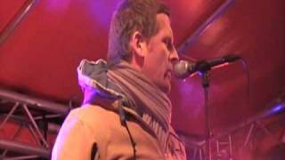 Racoon - Lucky All My Life (Live @ Serious Request SurpriseTruck).wmv