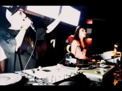  HeNz CheN dan kasetnya di Toko Terdekat Maupun di  iTunes atau Amazon secara legal download lagu mp3 terbaru 2019 Dj House Dangdut Koplo Mp3