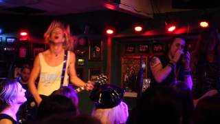 Crazy Lixx, 21 til I Die, live at Harry B James, 2016 04 29