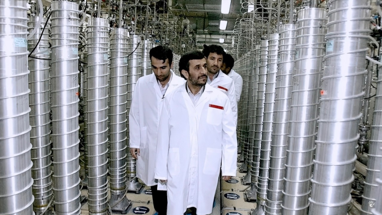 Iran, The Bomb Race (english documentary)