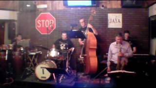 Tito Gato - John McKee (cover)