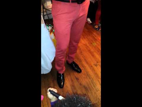 MALANIE DIAZ SOTO DANDOLE A LA PINATA B.D #2