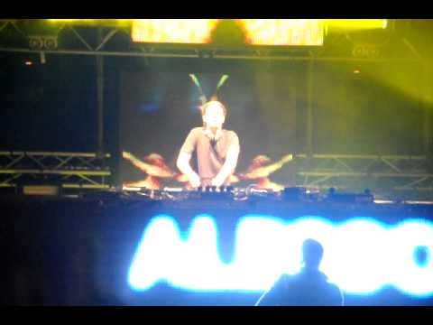 Alesso @ Machac 2011