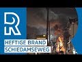 Twee personen naar ziekenhuis na zeer grote brand in Rotterdamse snackbar