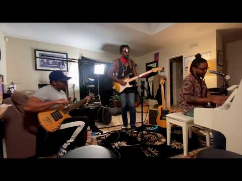 300 UNPLUGGED LIVE feat. BLVK CVSTLE