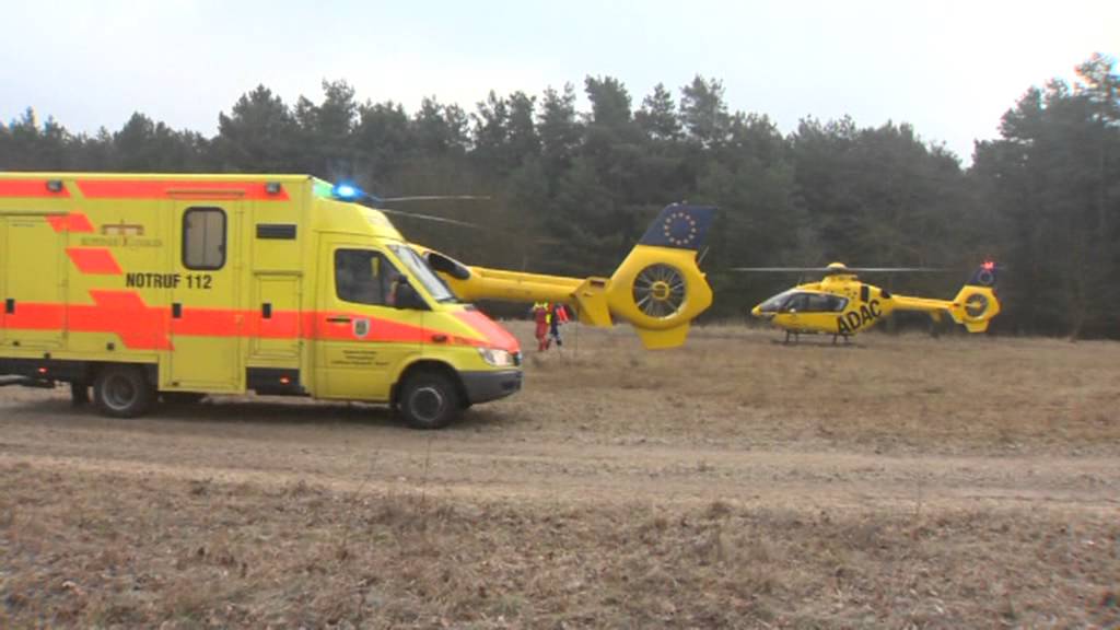 Landung und Start zweier Hubschrauber vom ADAC in Beetz bei Sommerfeld