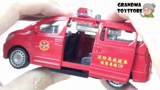 Unboxing TOYS Review/Demos - Tomica red metallic die cast fire and ambulance van truck