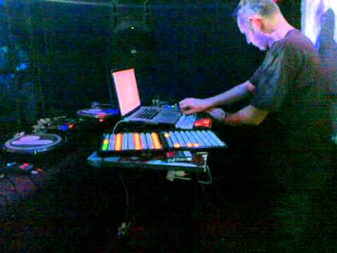 CRYSTAL DISTORTION & 69DB IN DA CROSS CLUB -vol.5.