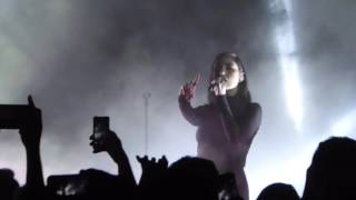 “Alibi” Banks@TLA Philadelphia 11/9/15