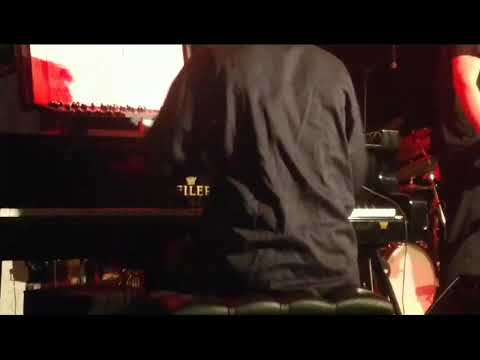 Felix Henkelhausen "Deranged Particles" live at Jazzkollektiv Nights Berlin 2023 snippet