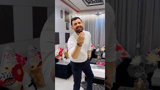 Download lagu Tera Phoolon Jaisa Rang - Lyrical Video | Kishore Kumar | Lata Mangeshkar | Rishi Kapoor | Neetu S mp3