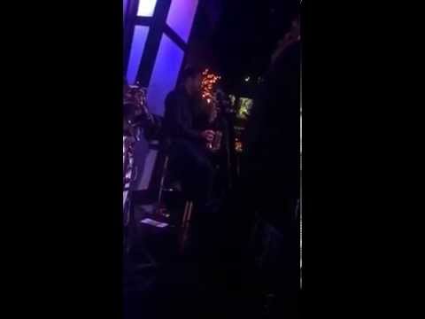 Rudy Fernández con Marcela Cárdenas y Lía en alfaros