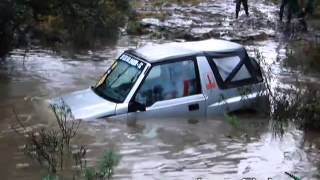 preview picture of video 'Trilha Com chuva - Jeep Clube São Joaquim  10 - 08 - 2013'