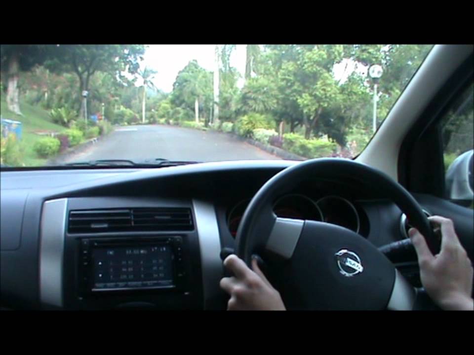 2010 Nissan Livina X-Gear review (TEST DRIVE)