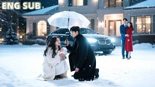 Na 7 jaar huwelijk koos hij Bai Yueguang bij haar bevalling.Zij scheidde, trouwde CEO,hij berouwde..