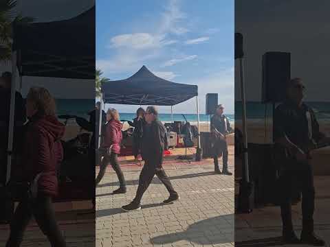 Fiesta en el bulevar de el Campello 31 december 2024. @margreetontour