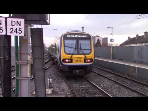 IE 29000 Class DMUs 29102 & 29115 - Howth Junction - 21/1/17
