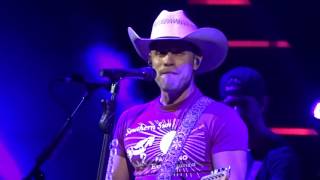 Dustin Lynch - New Music - Love Me or Leave Me Alone - Wilkes Barre PA 12/3/16
