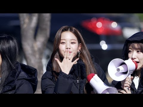 [4K] 181103 아이즈원 (IZ*ONE), 9명 개인별 인사 직캠 @ 음악중심 미니팬미팅, 상암 프리즘타워 광장