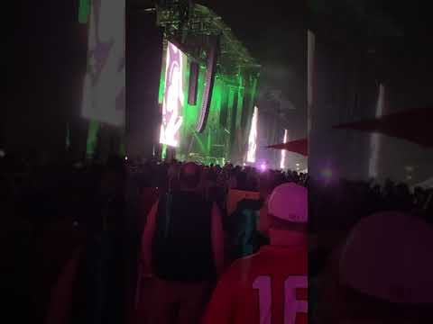 guns n roses welcome to the jungle live 9/28/2019 at louder than life in louisville ky