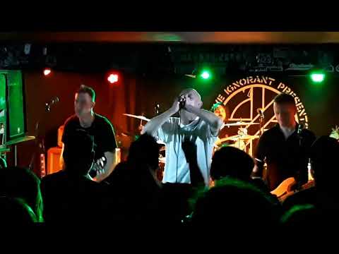 STEVE IGNORANT presents CRASS - So what