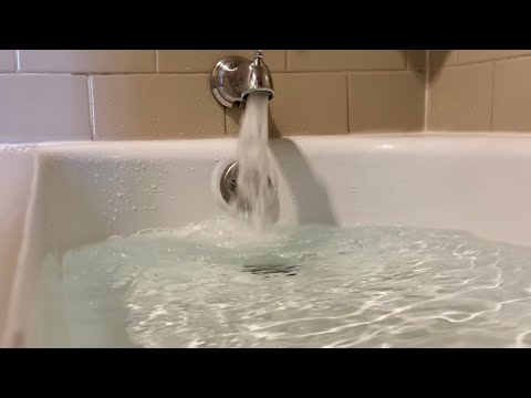 💤What a bath tub! Powerful water RUMBLE, filling. ASMR, Cali dreams 😴
