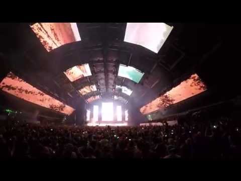 Eric Prydz @ Ultra 2015 | Eric Prydz vs. CHVRCHES - Tether