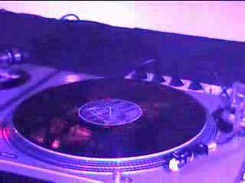 CHUS LIBERATA CARPA UNIVERSIDAD 2003