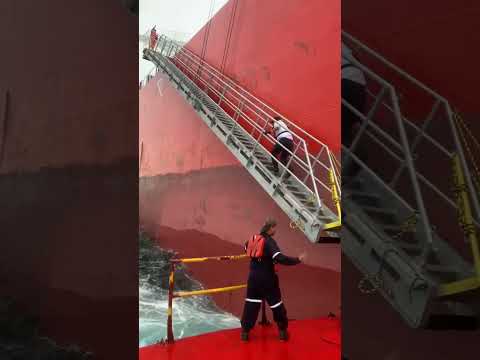 Pilot rough sea boarding