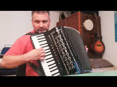 Kradem ti se u večeri