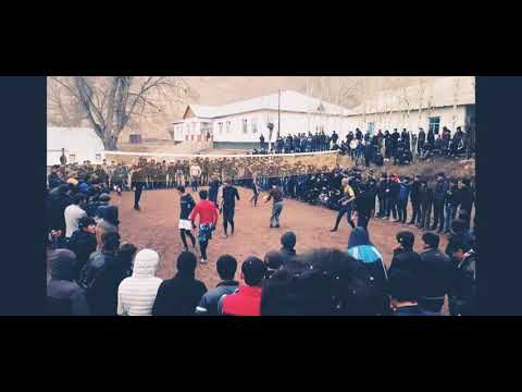 ВОЛИБОЛ Юст против  Яхч полия  Обилурд