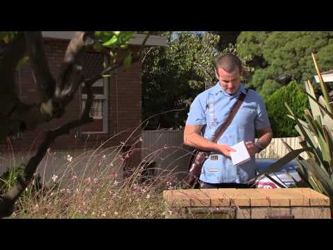 Neighbours: Monday 4 August - Clip