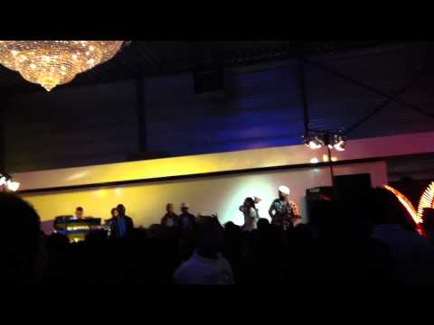 2FAMOUS ft Kayente - Hori Yu / Vast Houden intro live @ Estee Hoofddorp