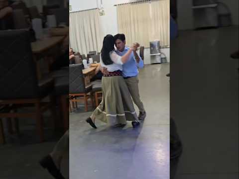na terceira idade de Bom Sucesso do Sul no Paraná.Brasil #shotrs #baile #dancarinos