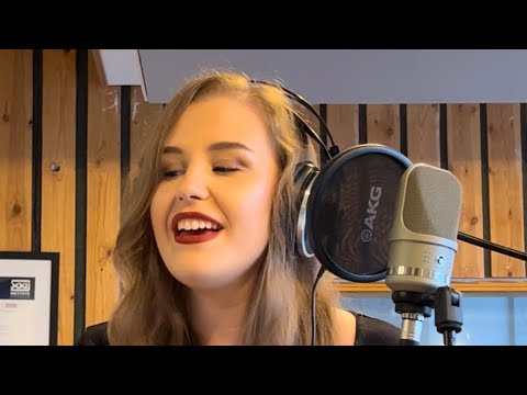 Amy Winehouse - Rehab (Cover by Flavia Andreea Sandu)