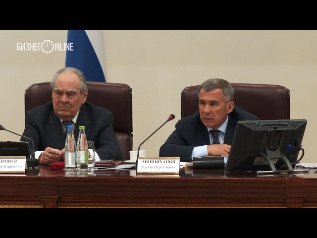 Минниханов выдал «желтую карточку» отсутствующему ректору КФУ за «ликвидацию» татфака