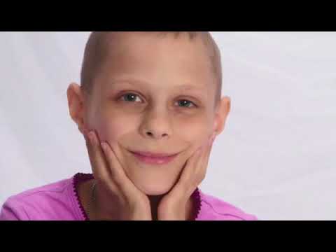 Alena Marek | “kiss the rain”