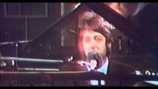 Paul McCartney & Wings - Let's Love (One Hand Clapping 1974)