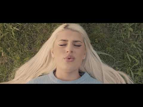 ALICE KUCEVIC HUGØY - WE ARE