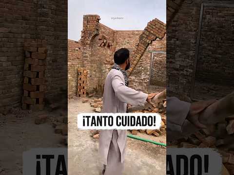Construido para colapsar: Todo lo que cae nunca se queda quieto