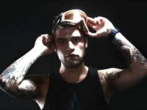 FEDEZ - VOLEVO FARE IL RAPPER