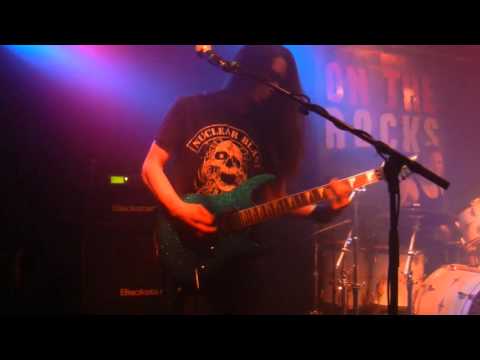 Netta Dahlberg-Run For Cover: Pull Me Under Cover