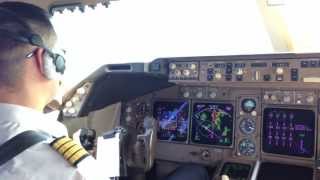 preview picture of video 'Посадка в а/п Монтего Бэй, Ямайка. Визуальный заход Боинг 747-400 АК Трансаэро.'